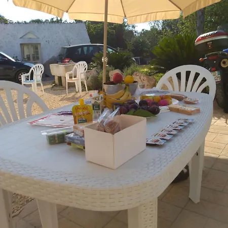 Le Due Capanne Bed and breakfast *